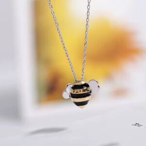 925 Sterling Silver Bumblebee Honey Bee Pendant Necklace Bohemian Stamped